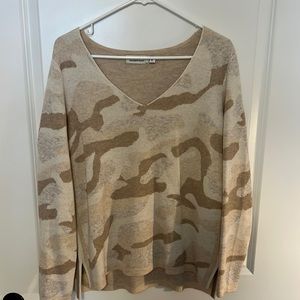 Vineyard Vines Camo (neutral) 5 percent cashmere